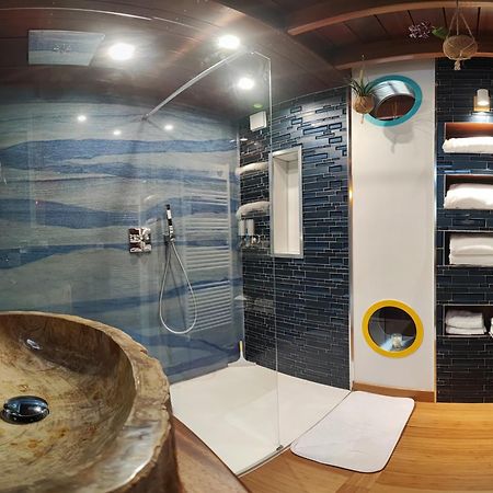 La Kaz Rhumantique Sauna And Spa Privatif La Rivière-Saint-Sauveur Eksteriør bilde